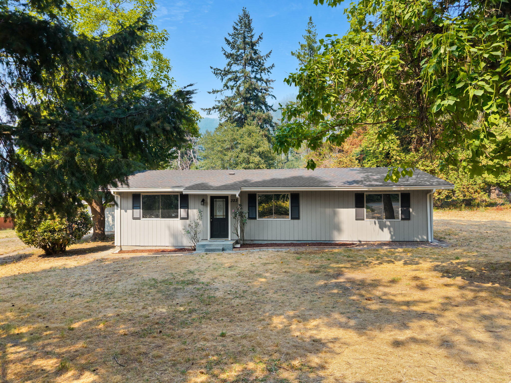 323 Sunset Place
