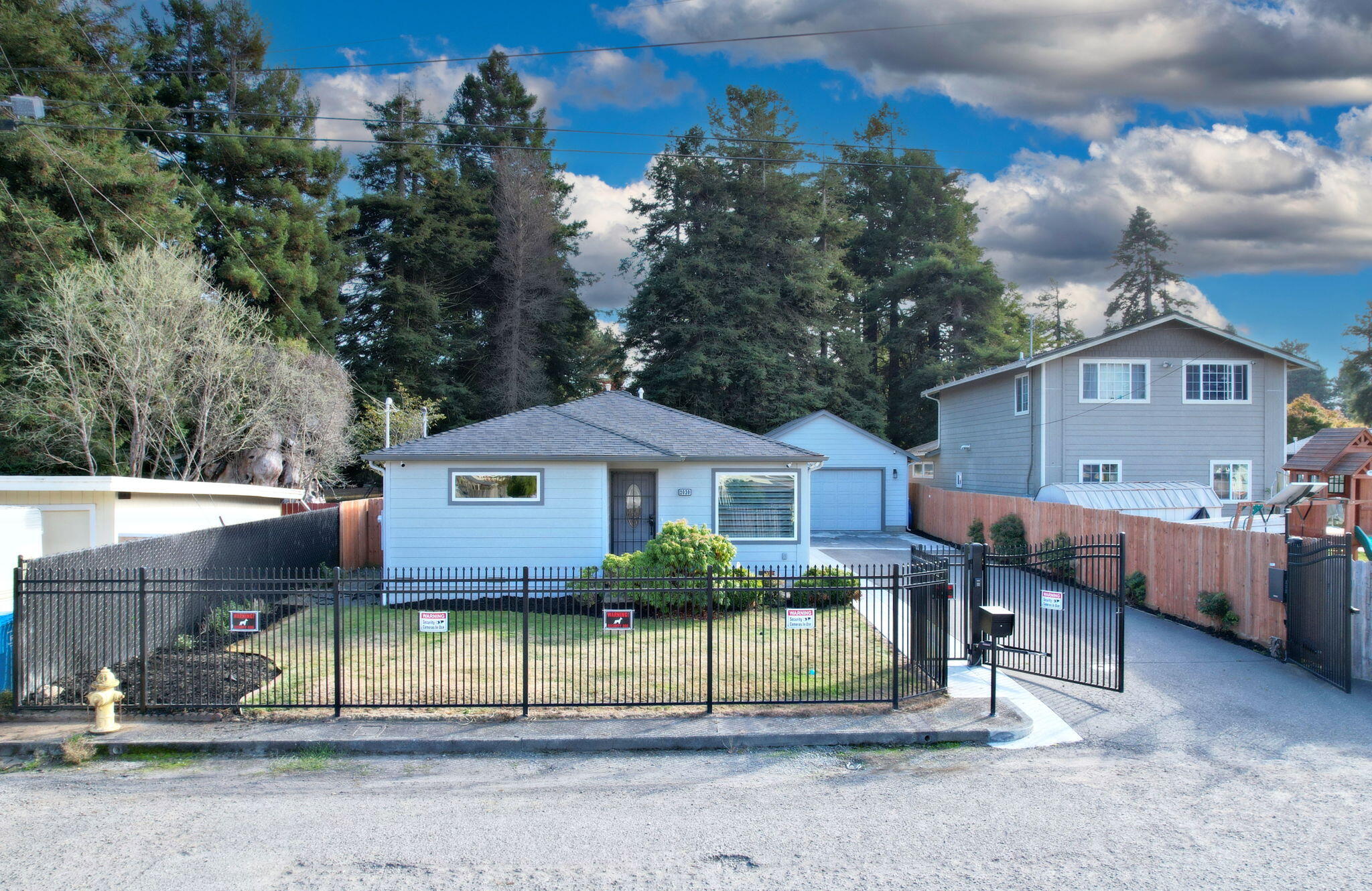 2030 Simmons Road