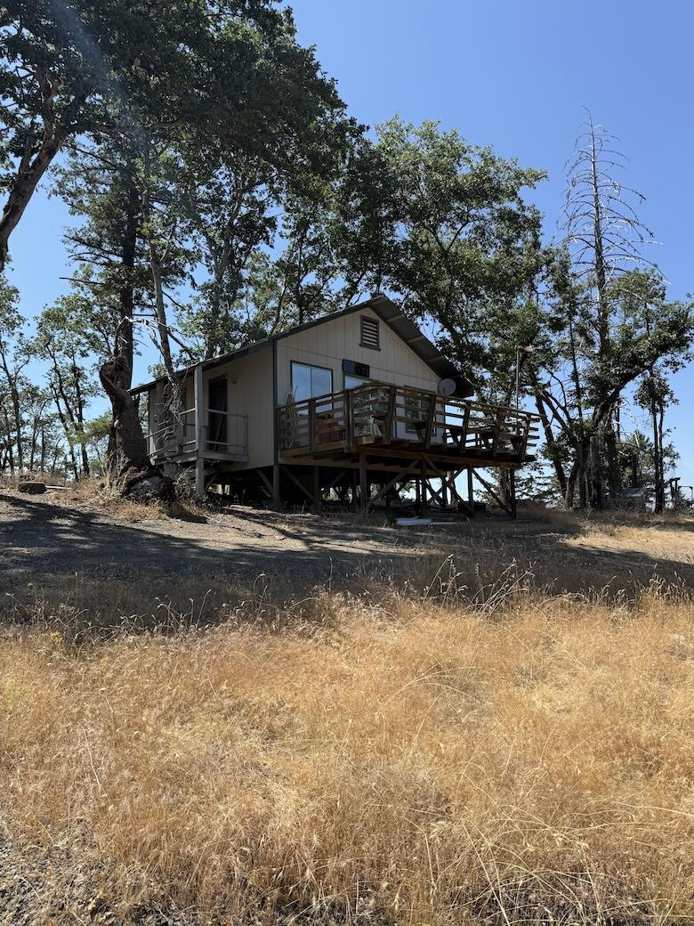 2556 Burr Valley Road