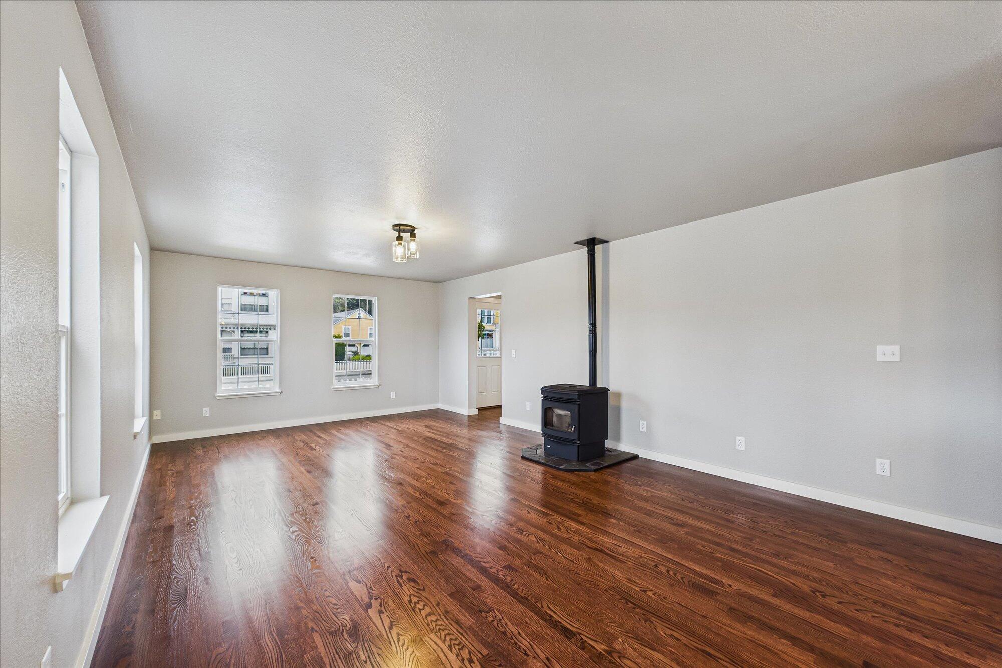 389 Berding Street