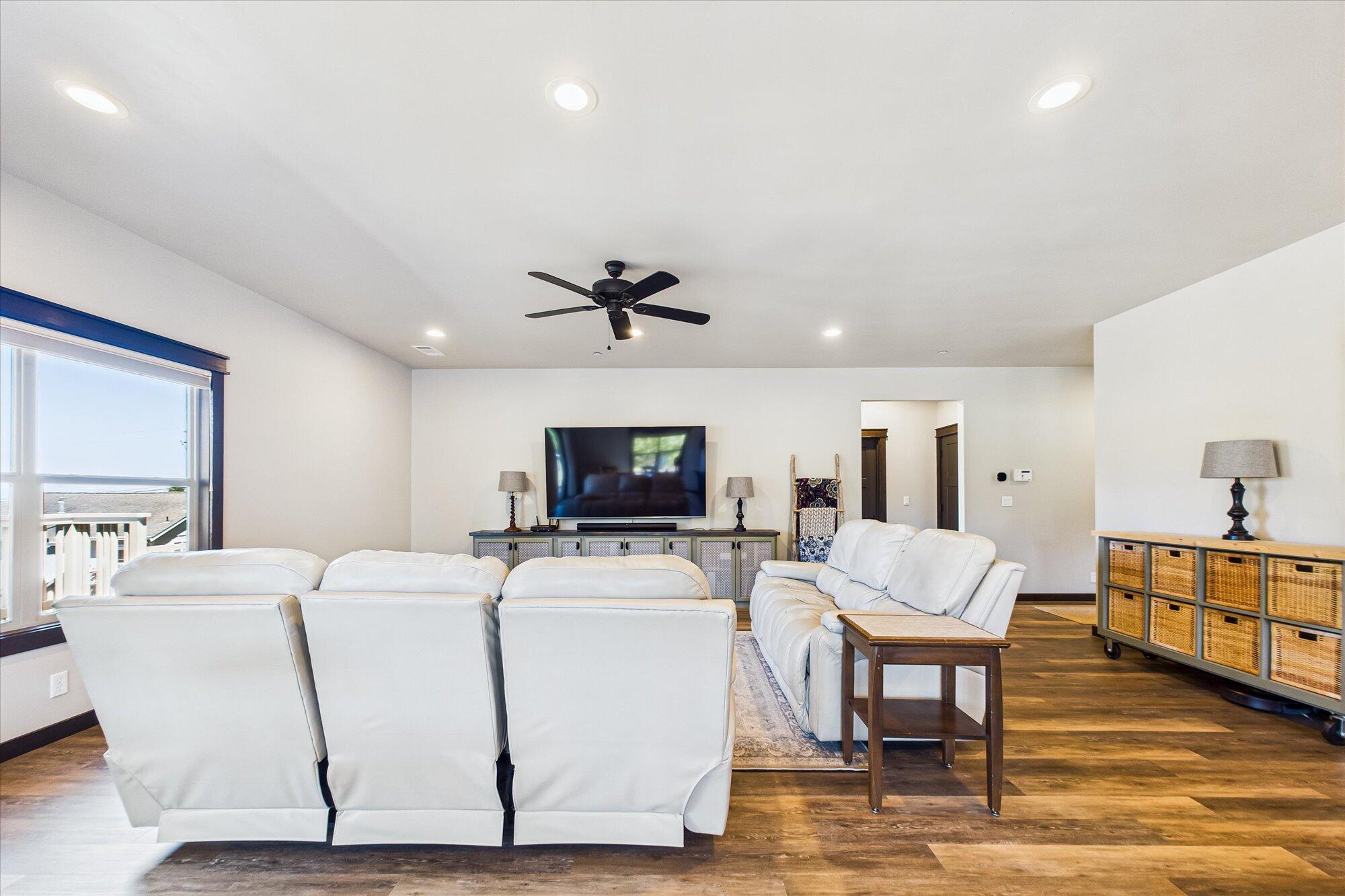 4224 Traci Way