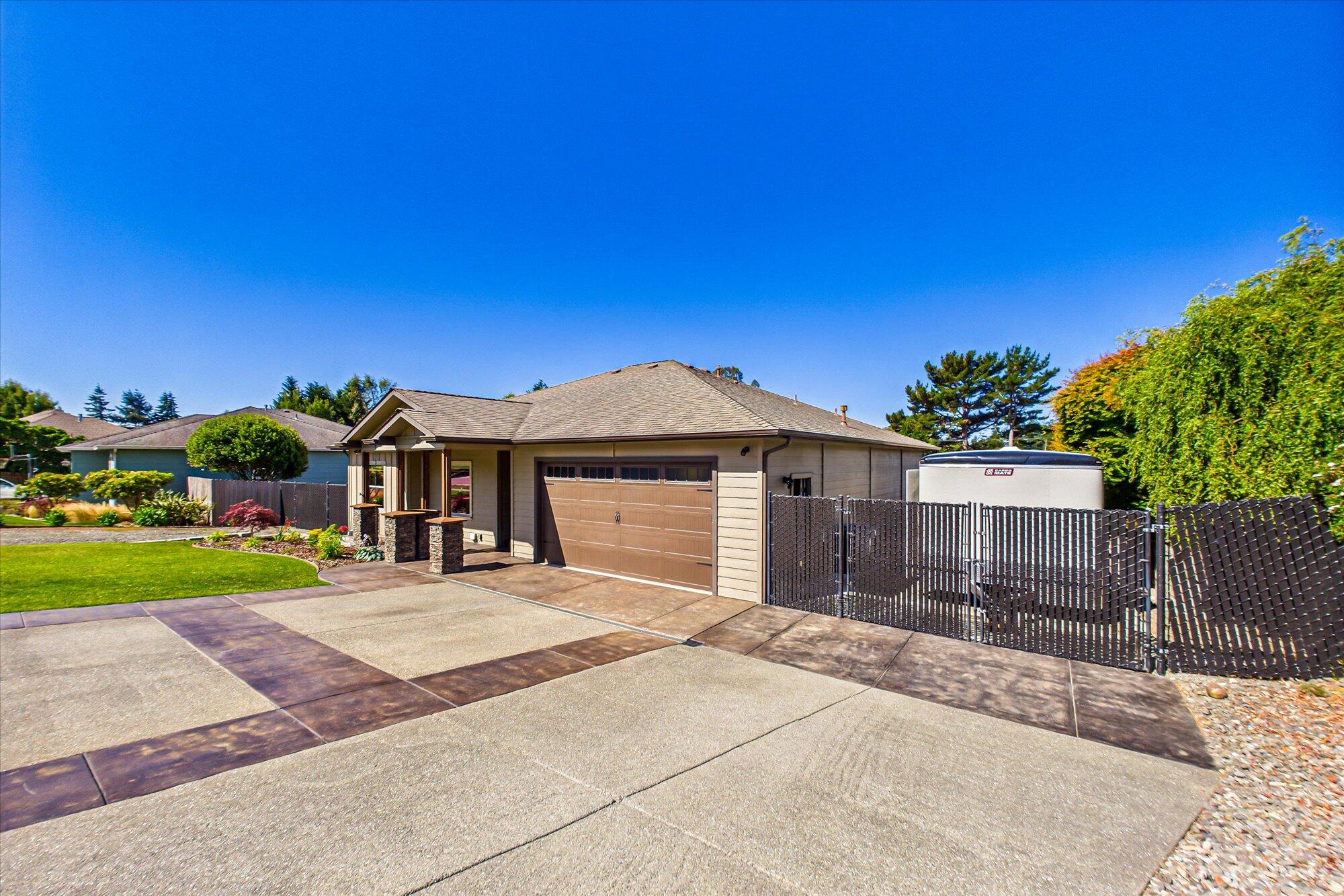 4224 Traci Way