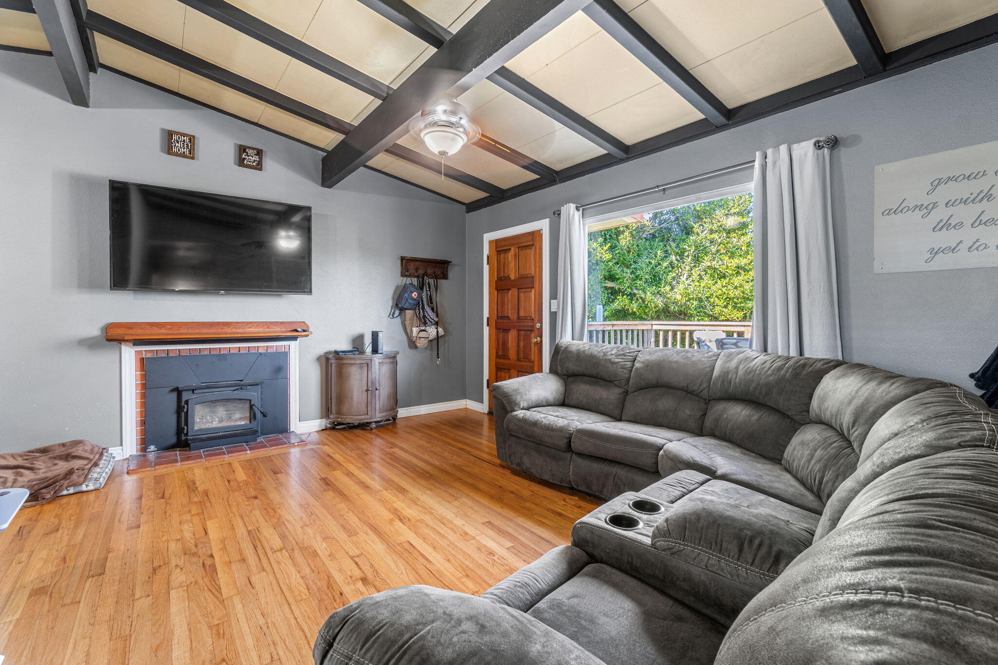 2245 Stanford Drive