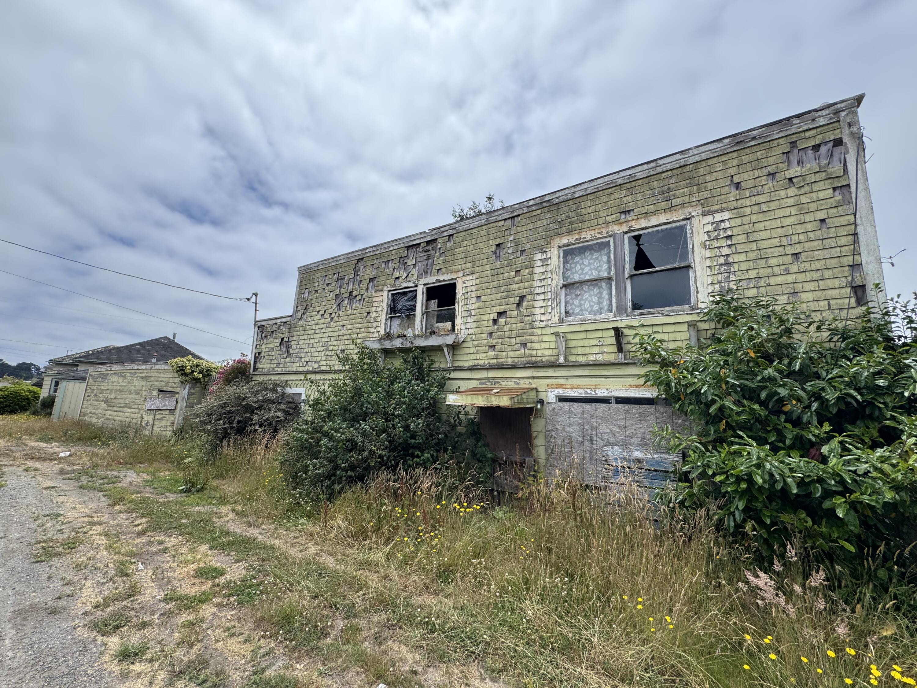 442 Scenic Drive