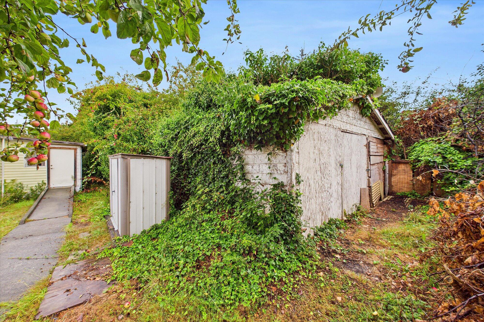 1893 B Avenue, McKinleyville