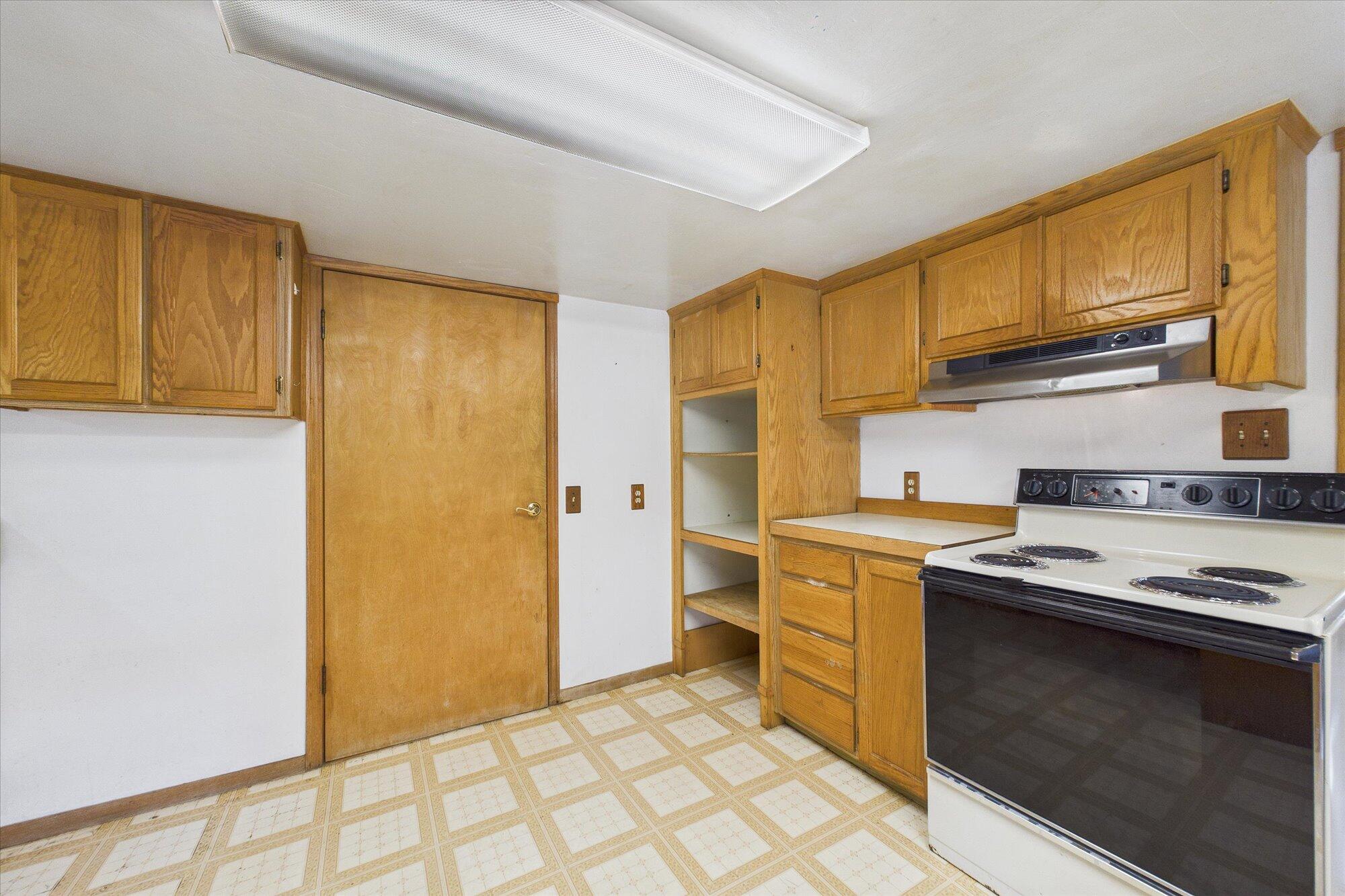 1893 B Avenue, McKinleyville