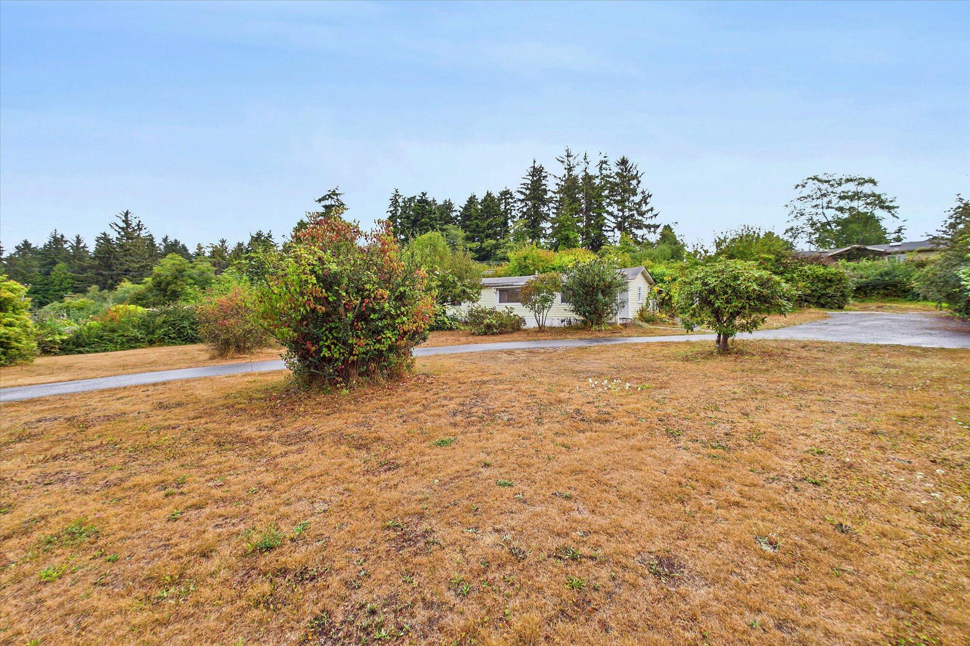 1893 B Avenue, McKinleyville