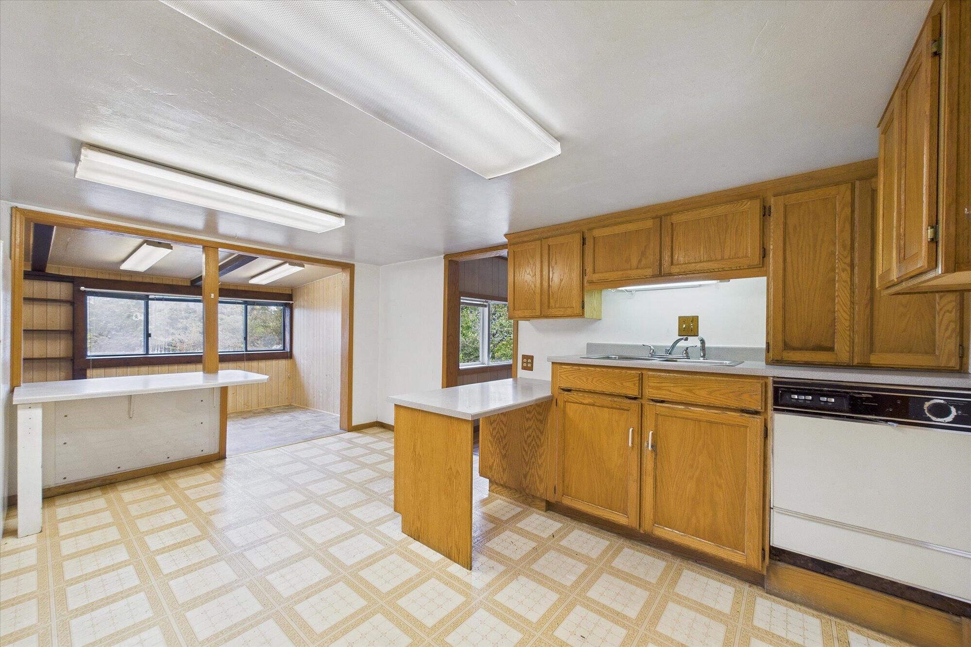 1893 B Avenue, McKinleyville