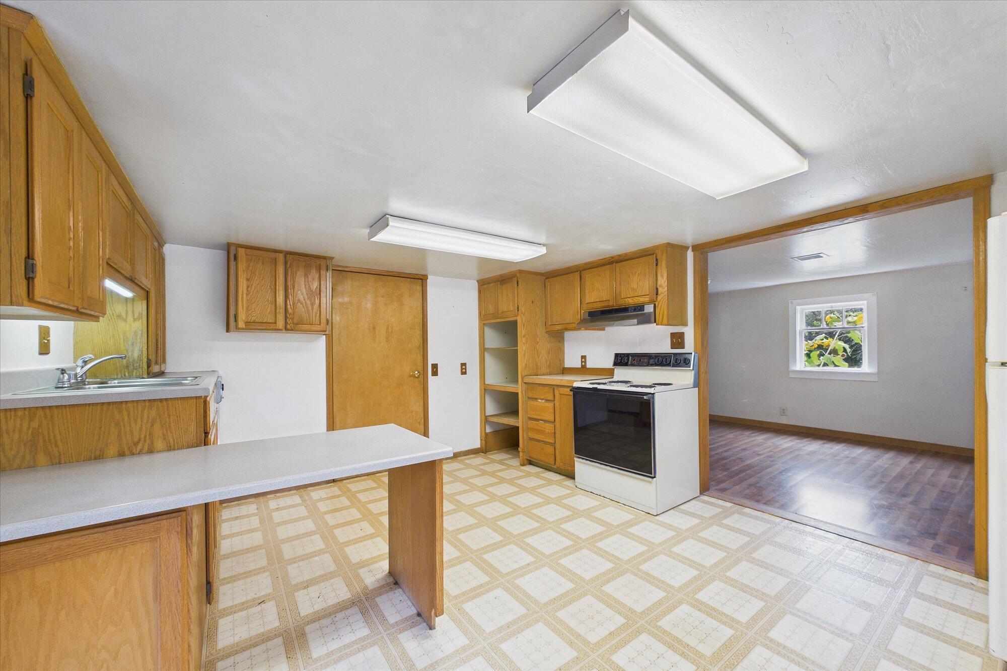 1893 B Avenue, McKinleyville