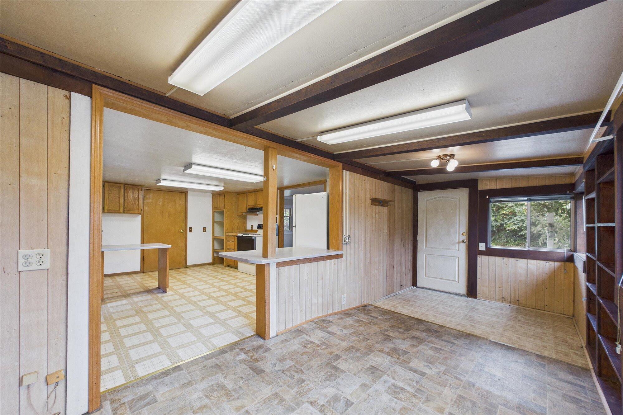 1893 B Avenue, McKinleyville