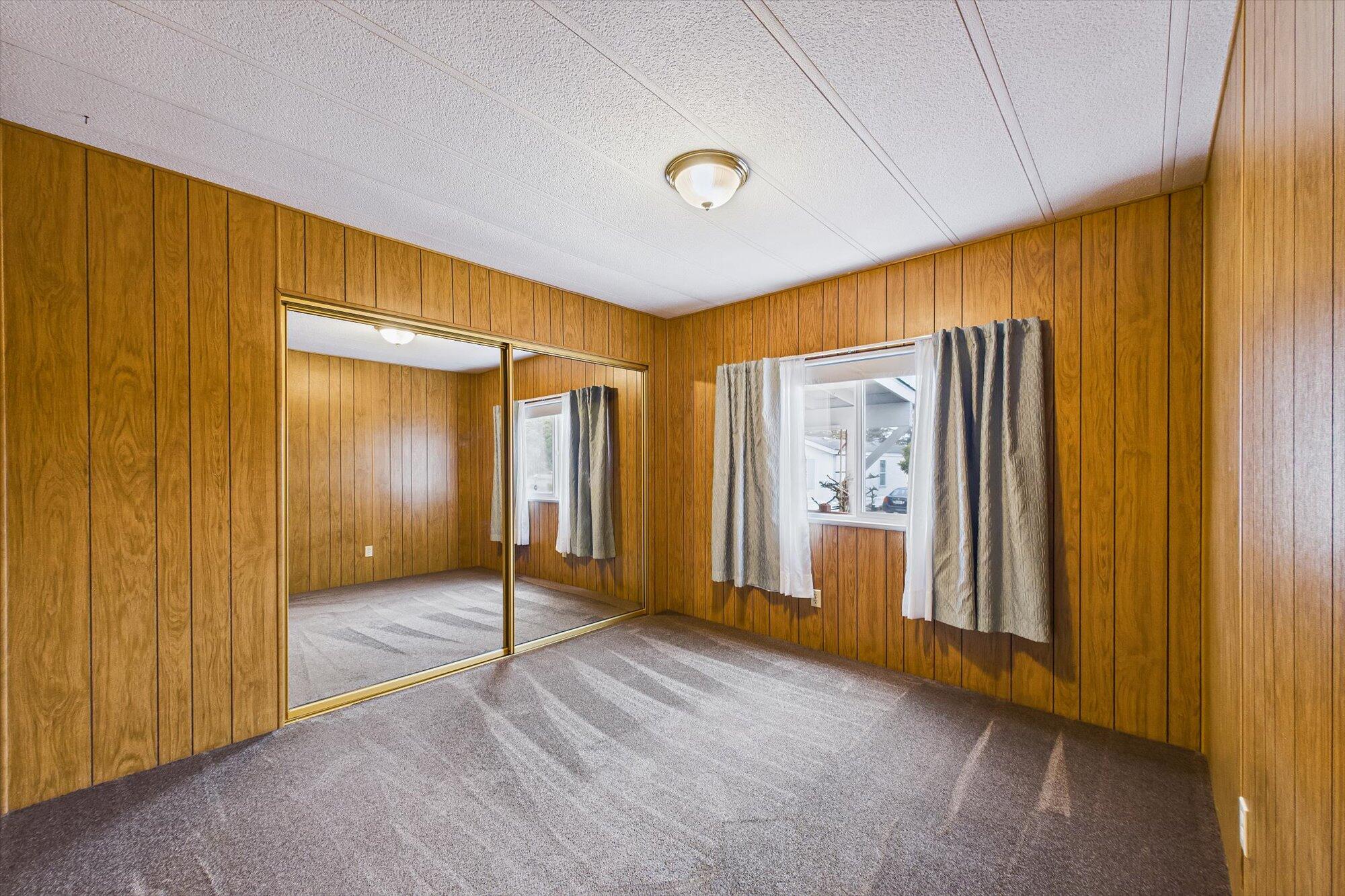 525 Herrick Avenue 33
