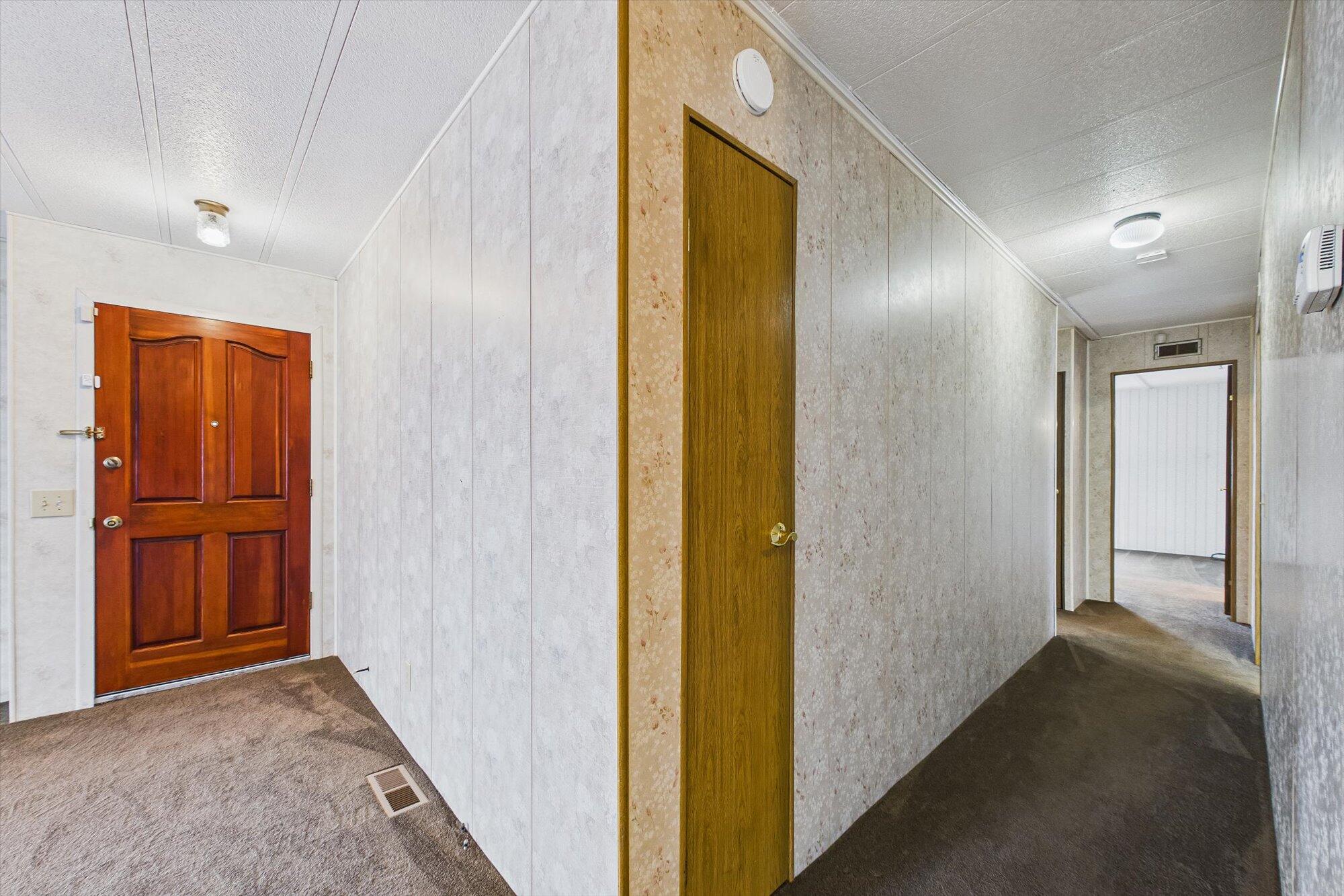 525 Herrick Avenue 33
