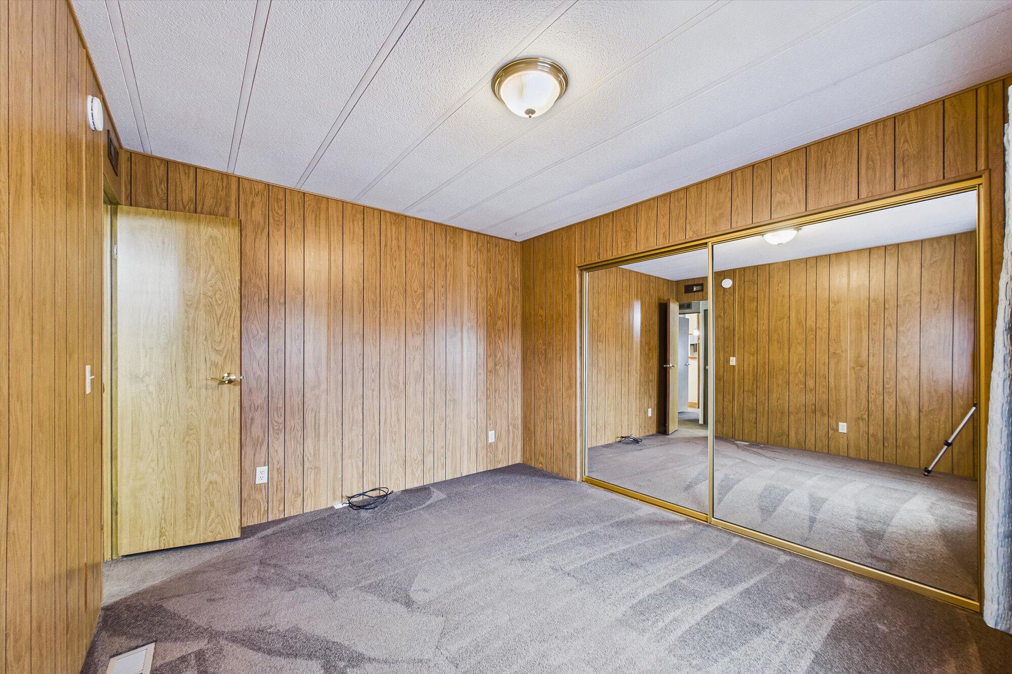 525 Herrick Avenue 33