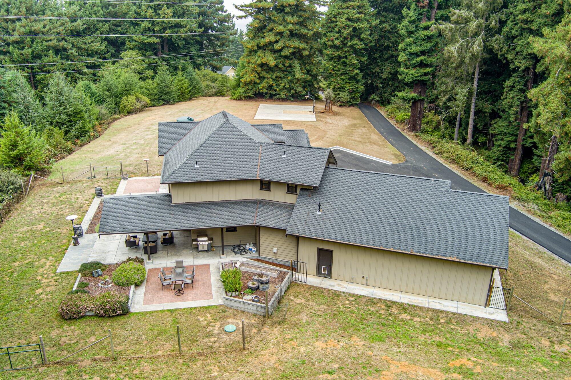 100 Antrim Lane