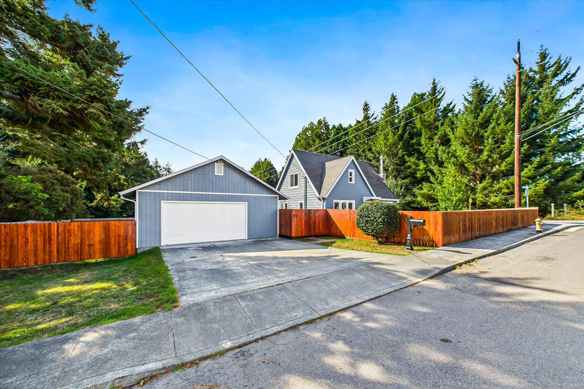 380 Artino Street