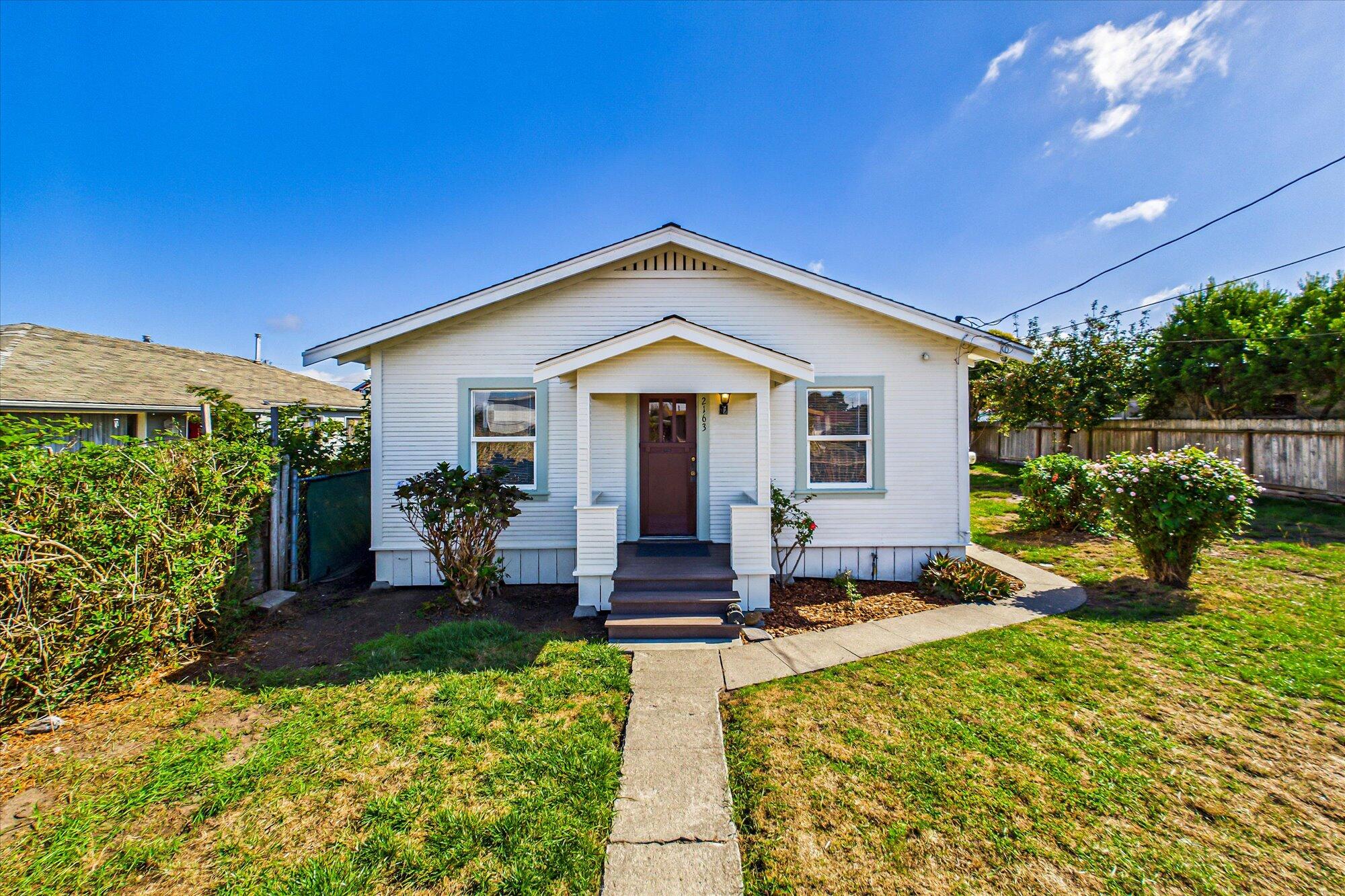 2163 Pine Street