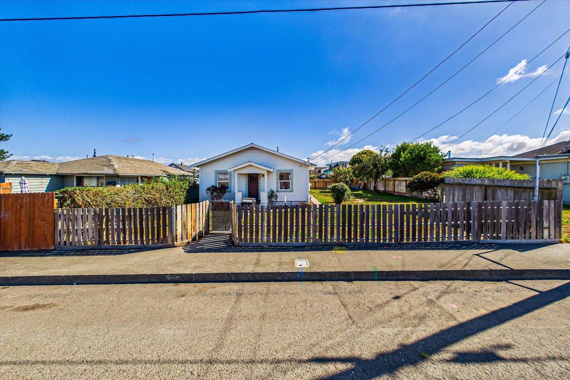 2163 Pine Street