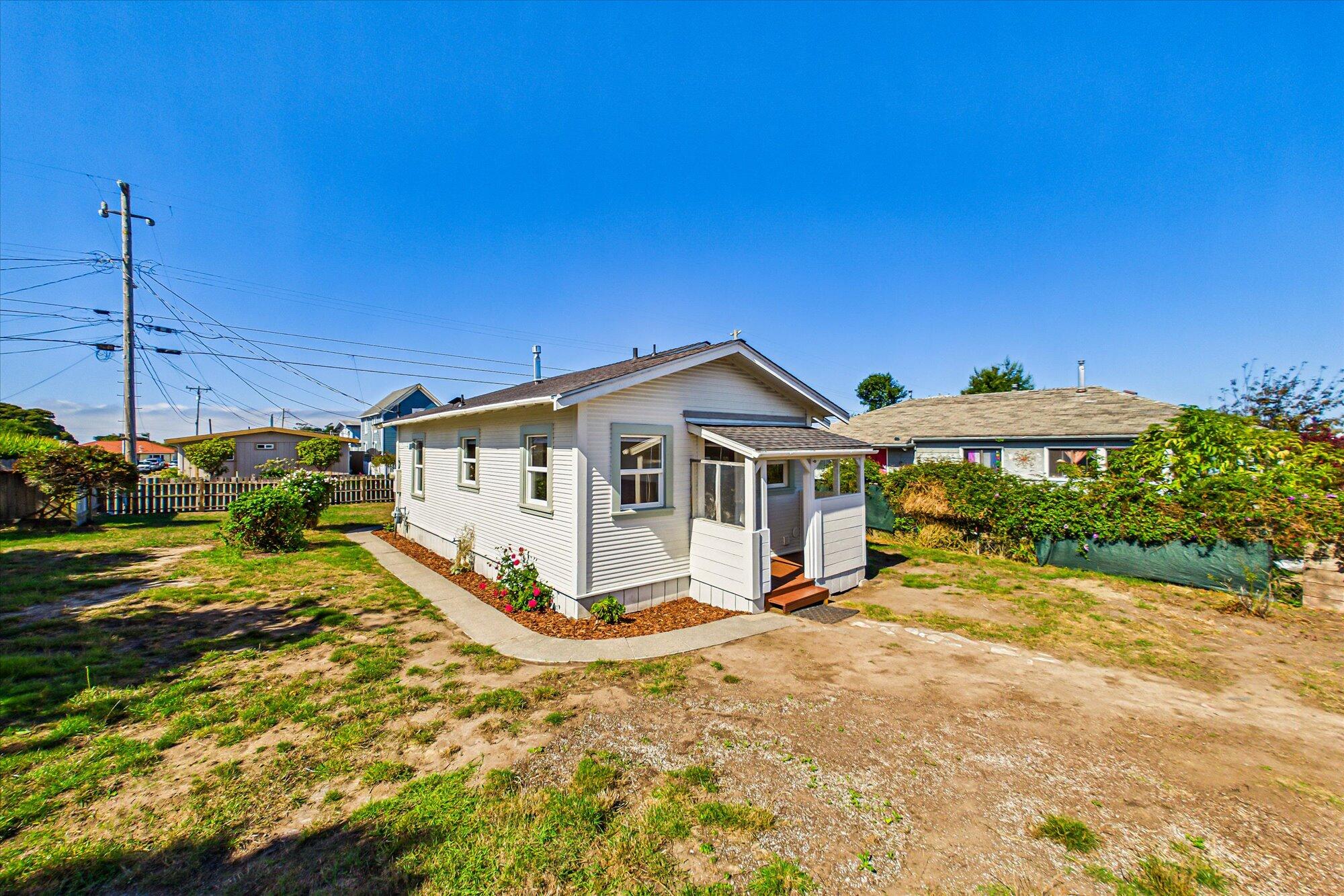 2163 Pine Street
