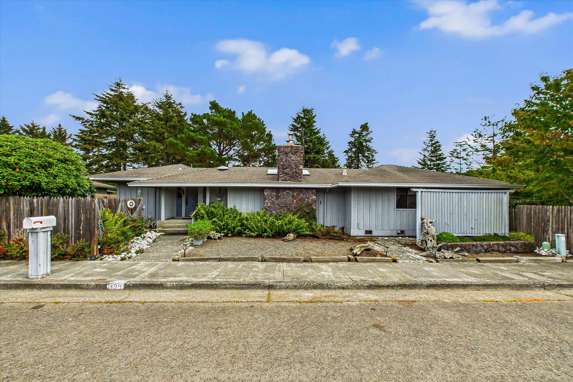 499 Gatliff Avenue