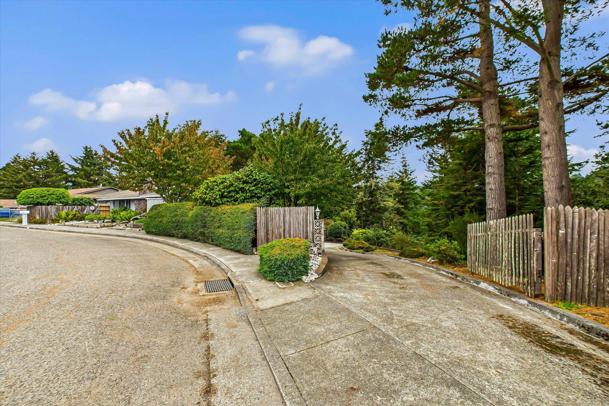 499 Gatliff Avenue