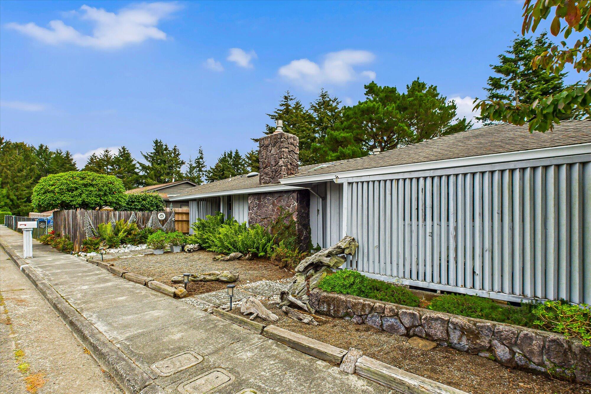 499 Gatliff Avenue