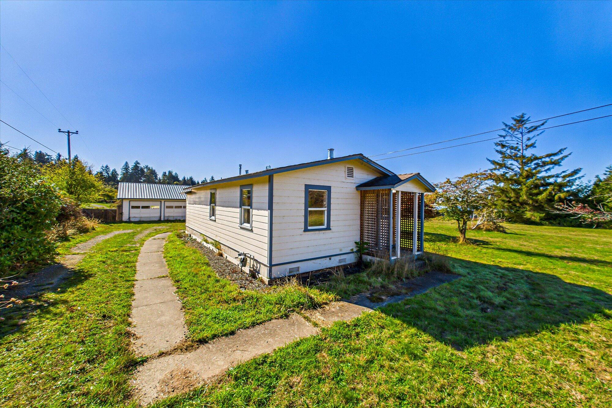 1467 Buttermilk Lane
