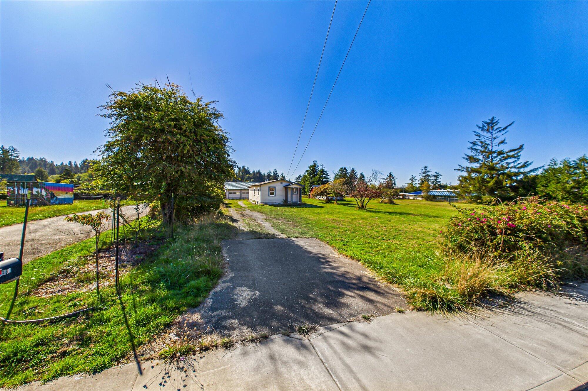 1467 Buttermilk Lane