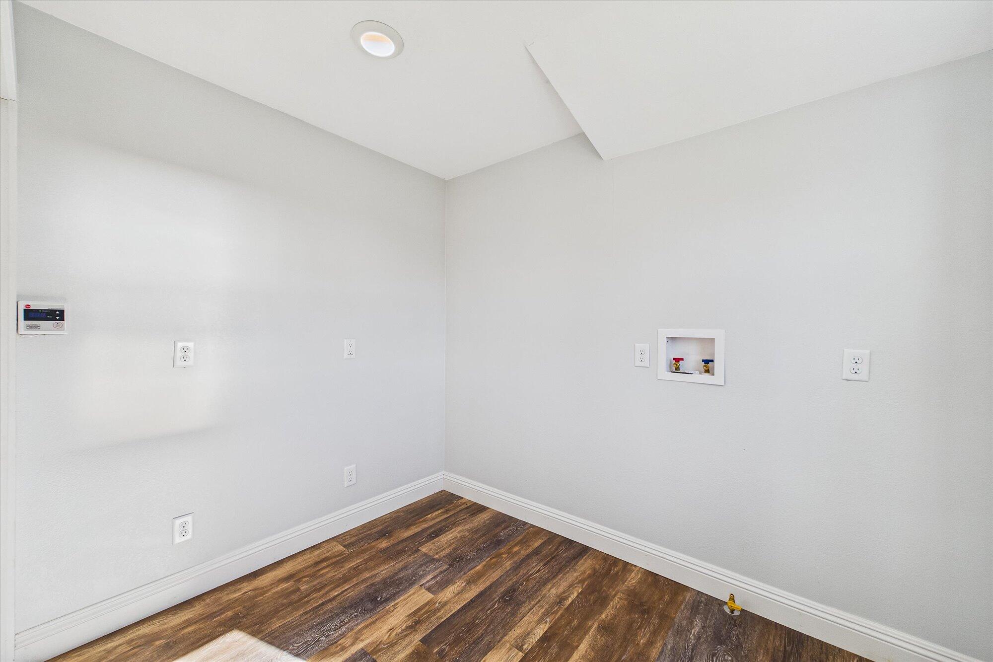1467 Buttermilk Lane