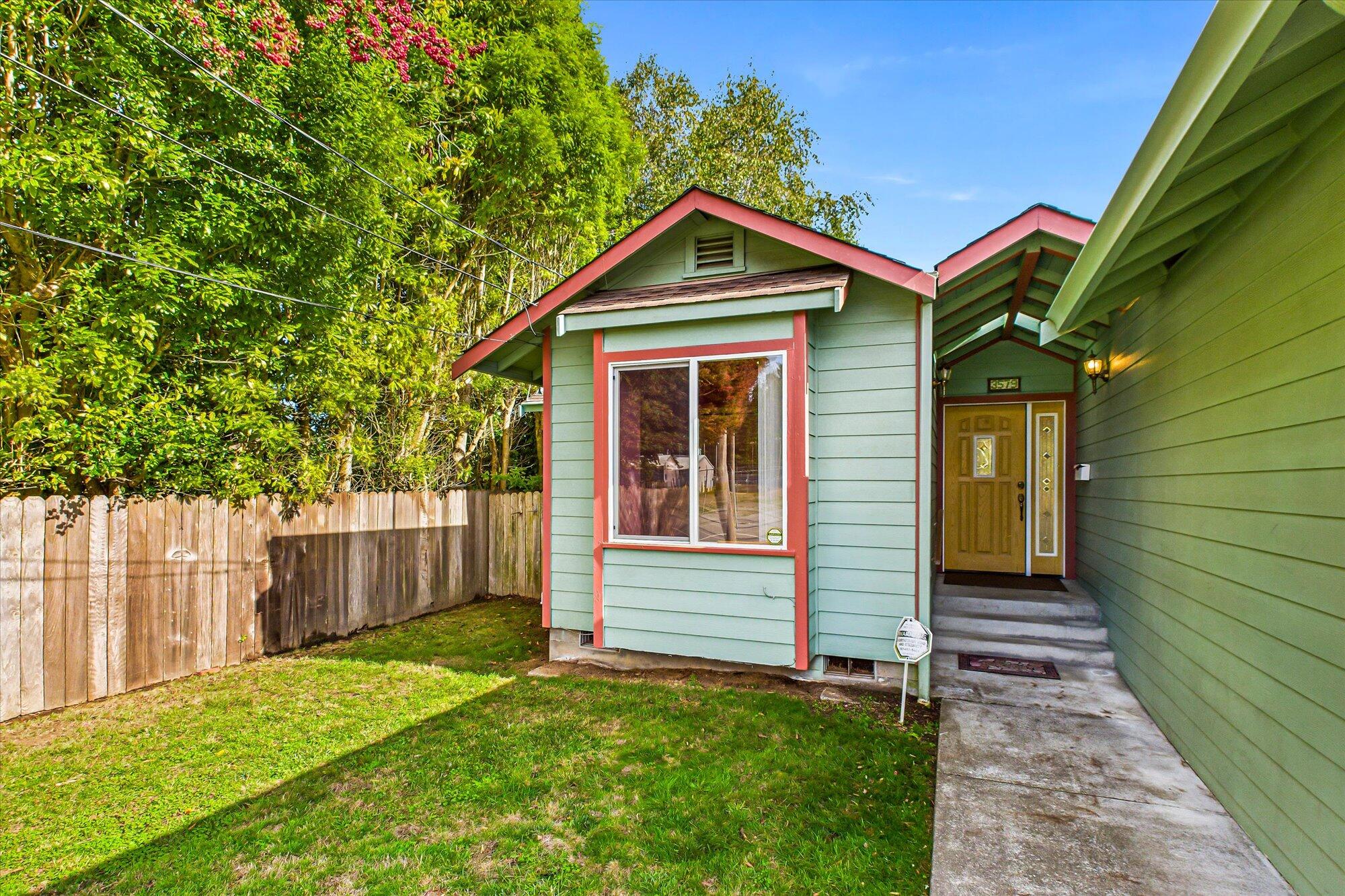 3579 Dolbeer Street
