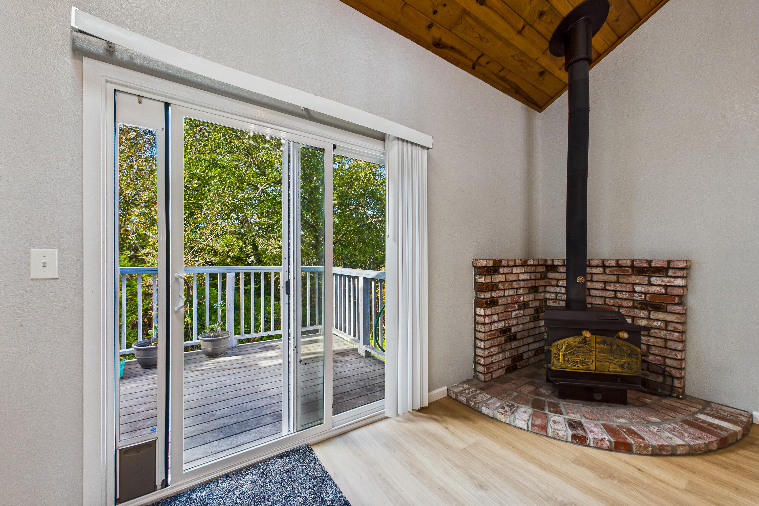 1449 Myrtle #9 Avenue