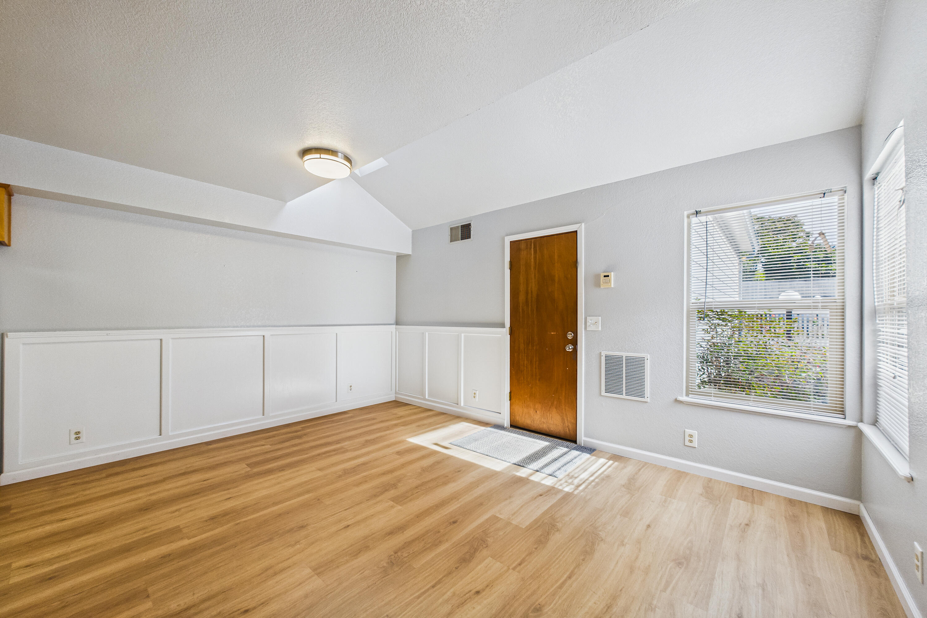 1449 Myrtle #9 Avenue