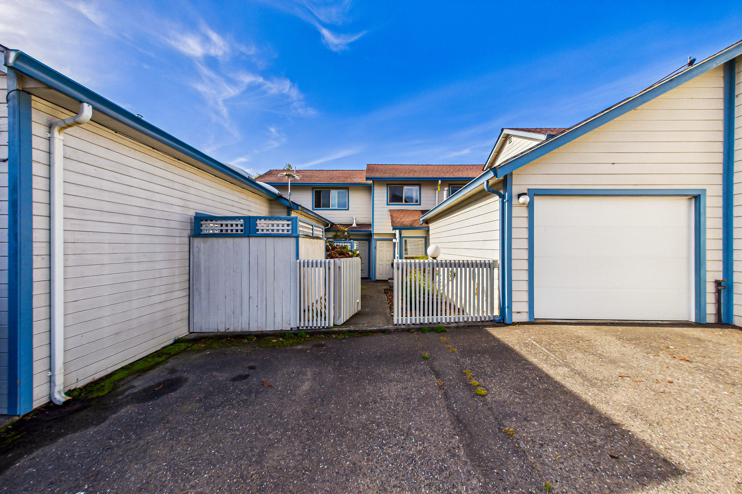1449 Myrtle #9 Avenue