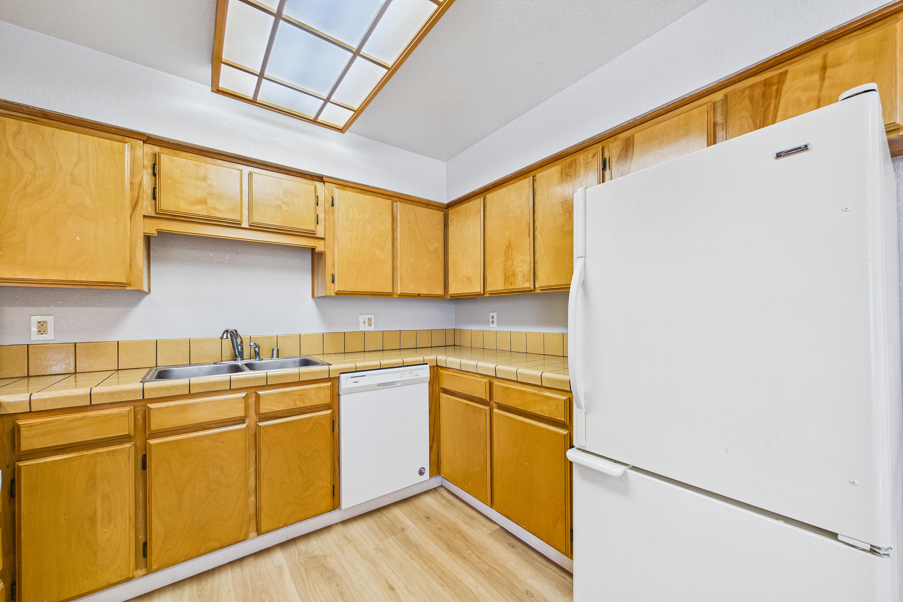 1449 Myrtle #9 Avenue