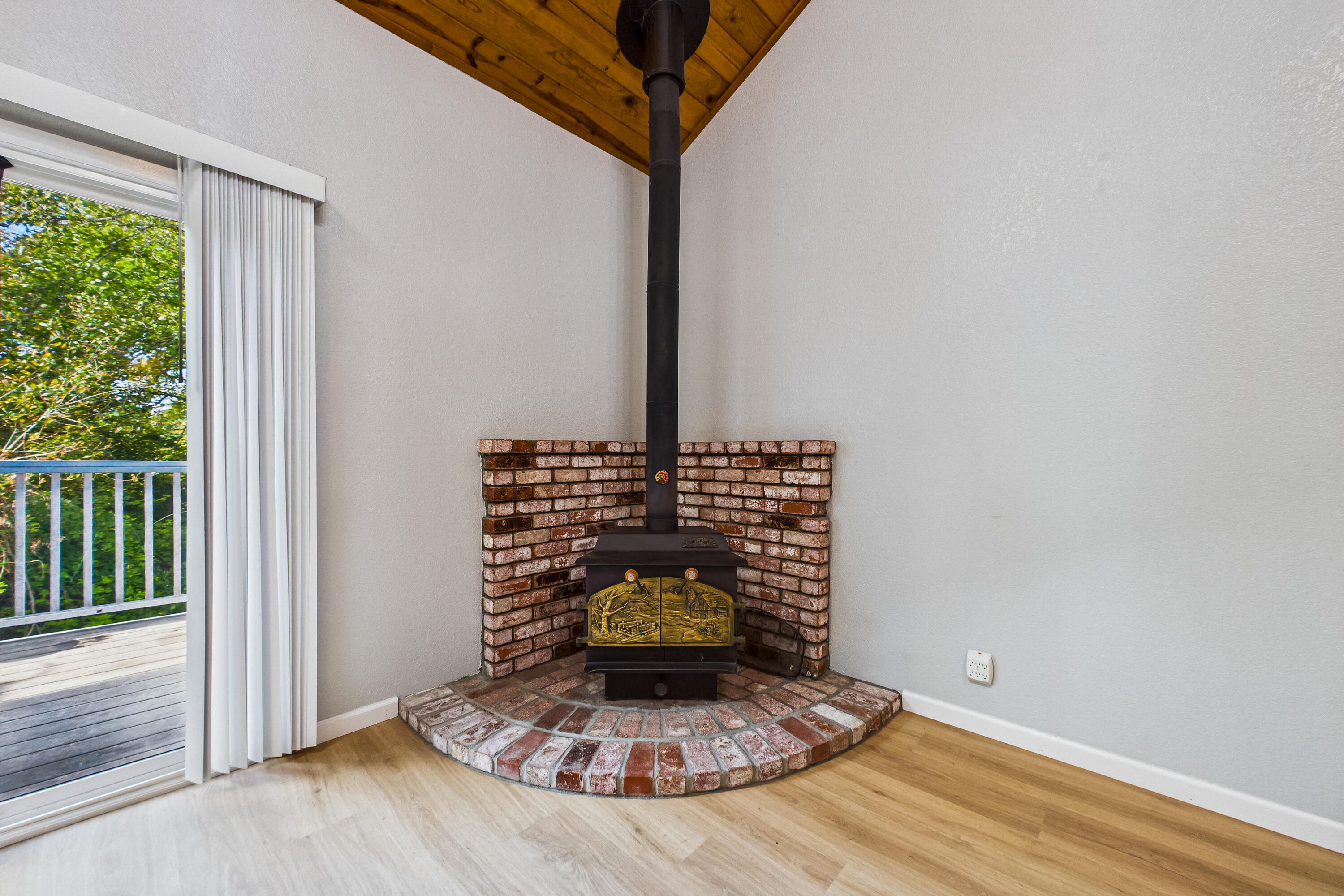 1449 Myrtle #9 Avenue