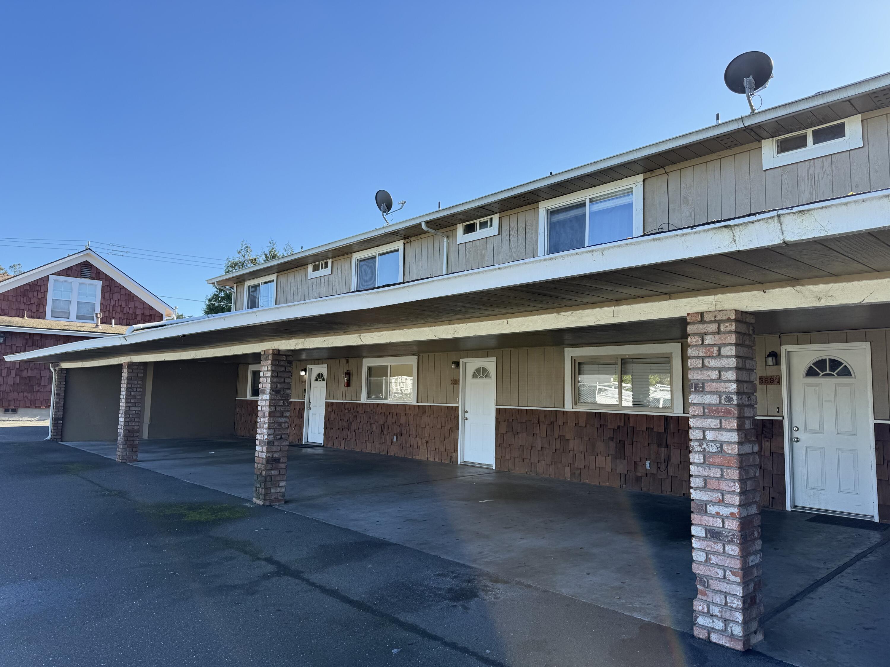 3888 Rohnerville Road