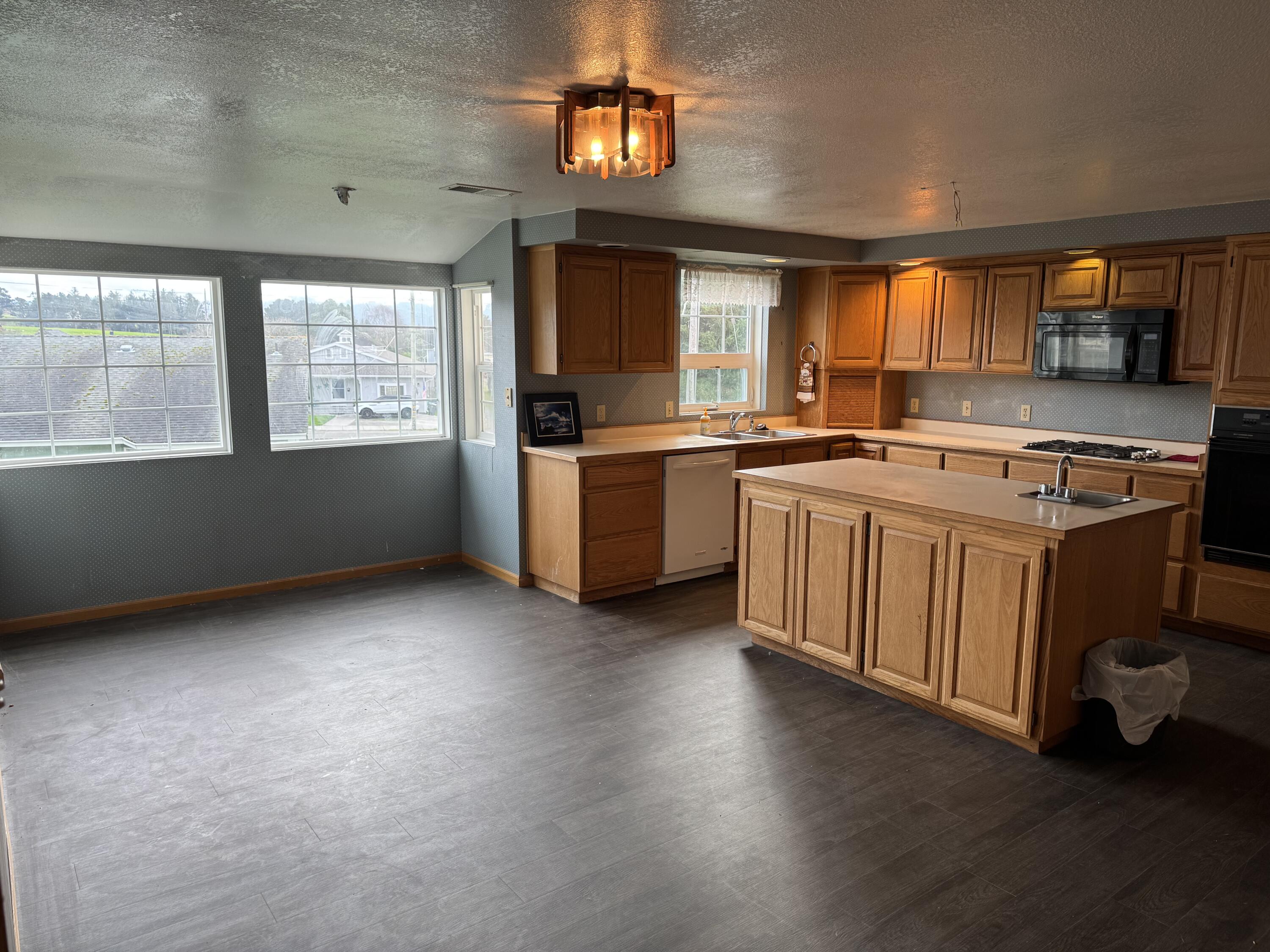 252 Loleta Drive