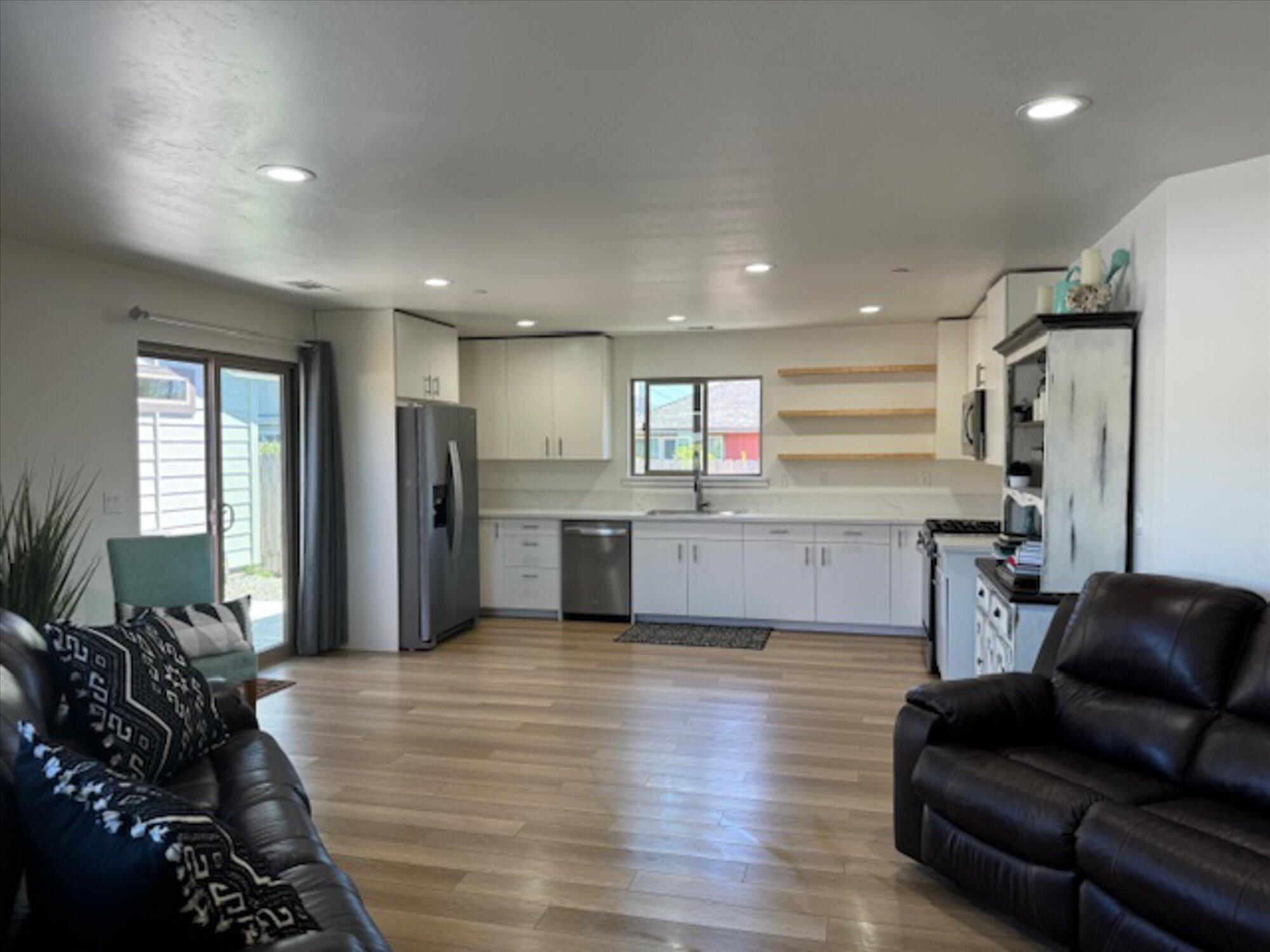 2545 Avery Court