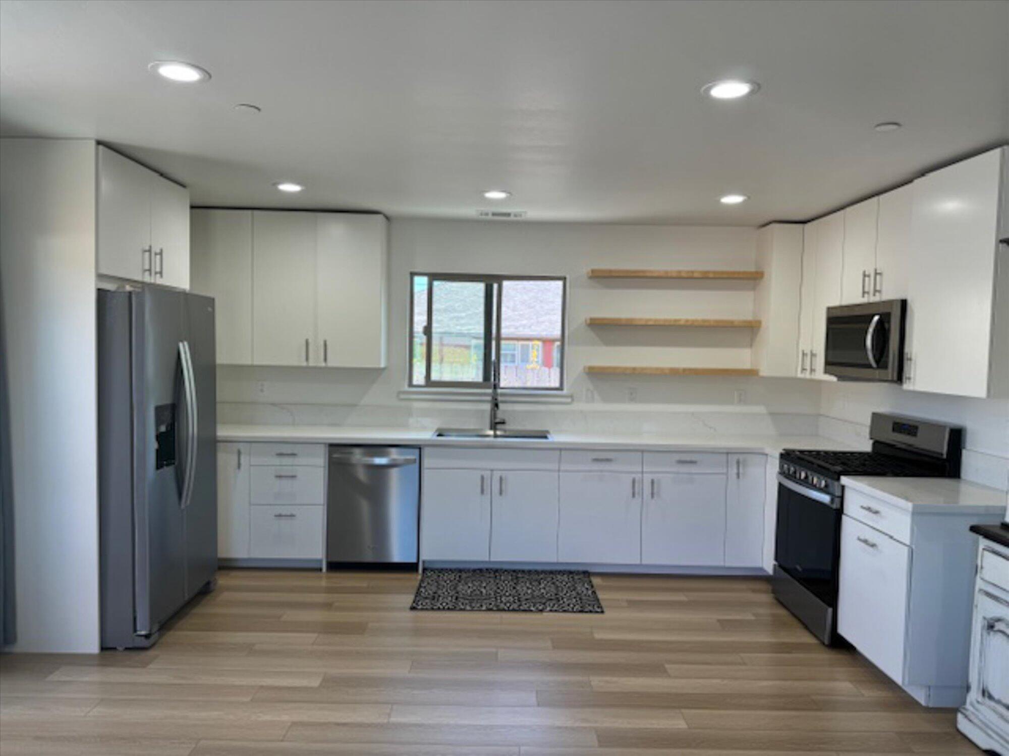 2545 Avery Court
