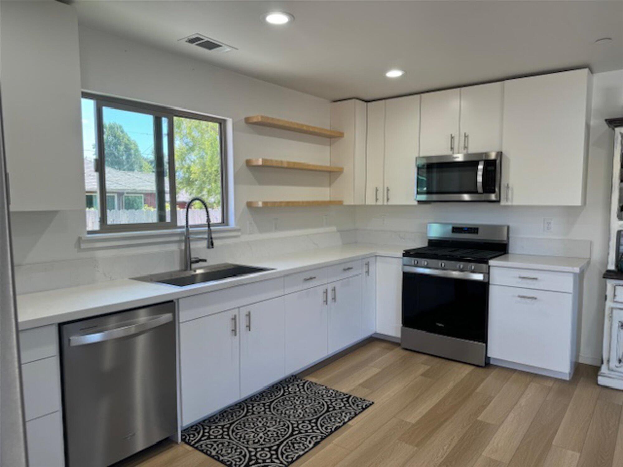 2545 Avery Court