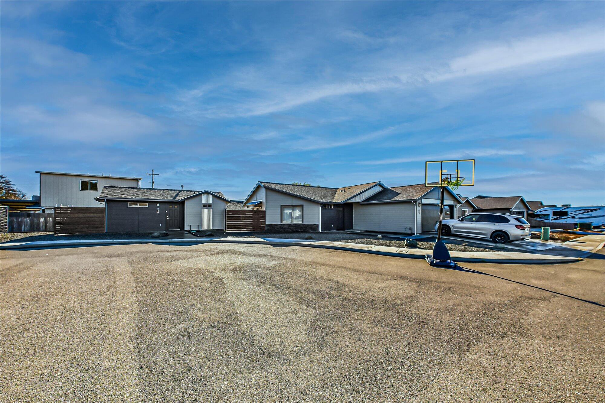 2545 Avery Court