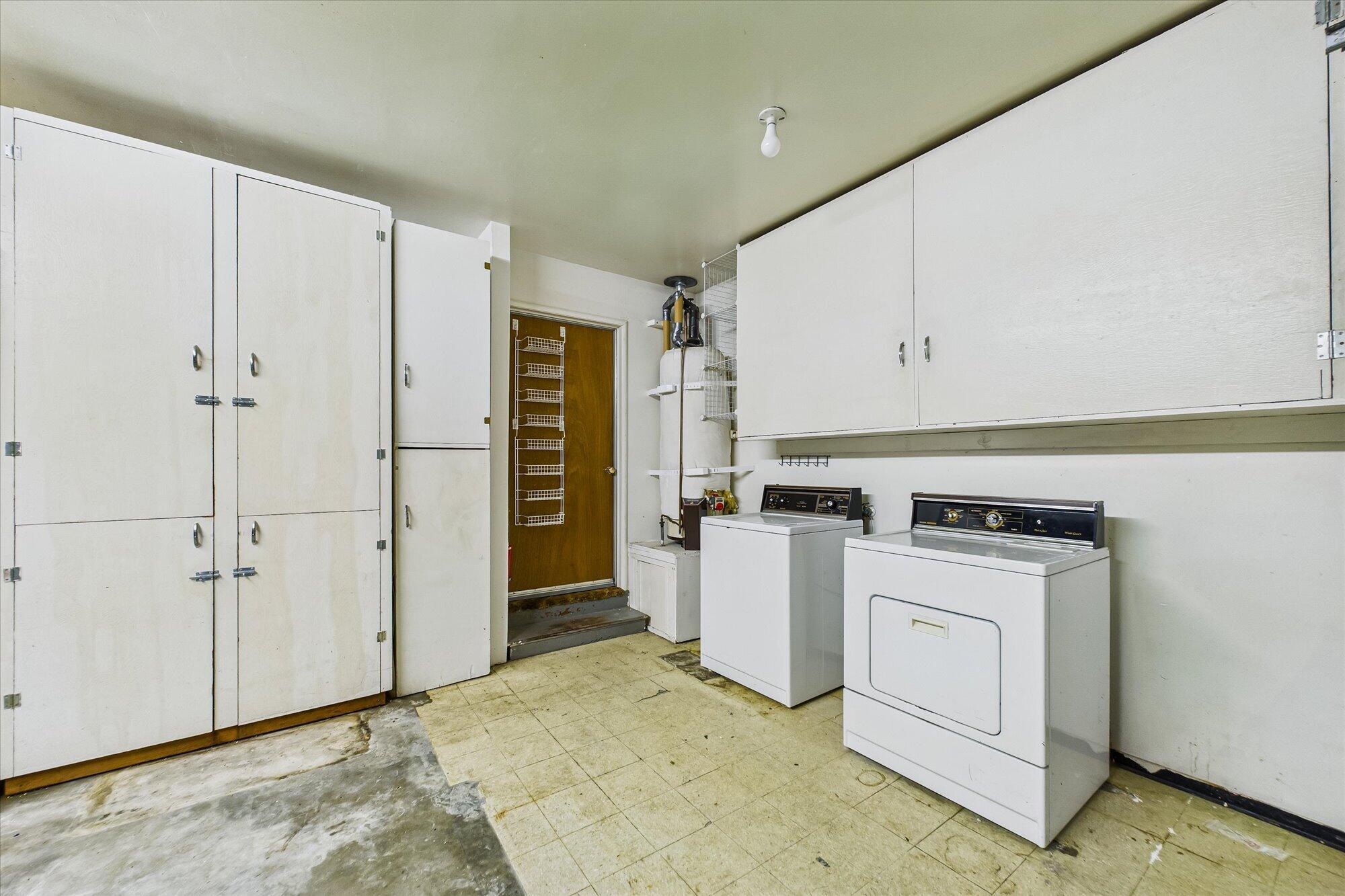 579 Valley View Drive