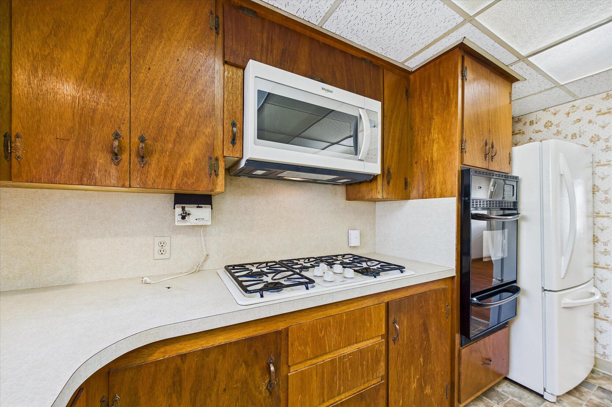 579 Valley View Drive