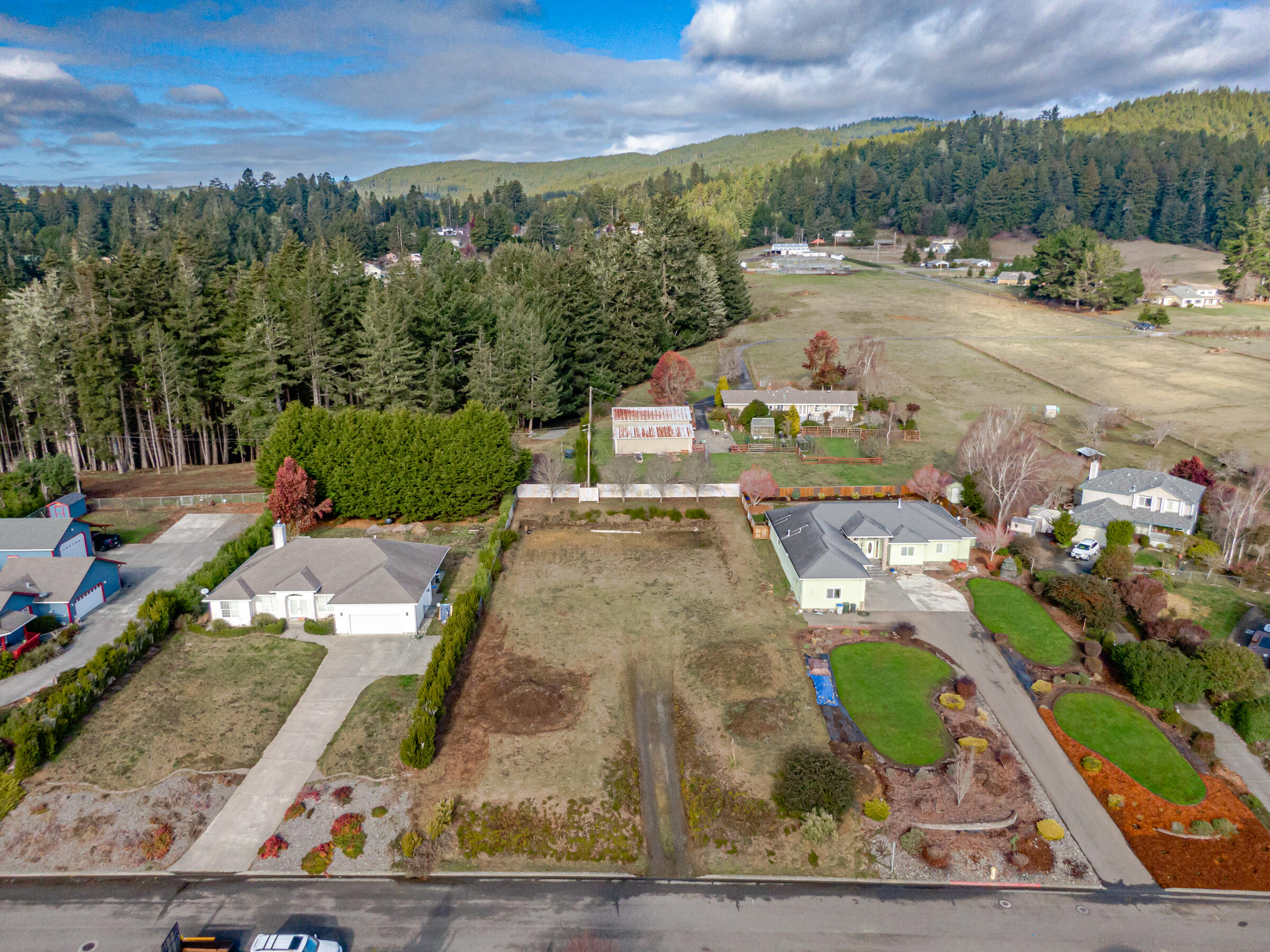 1195 Elizabeth Barcus Way