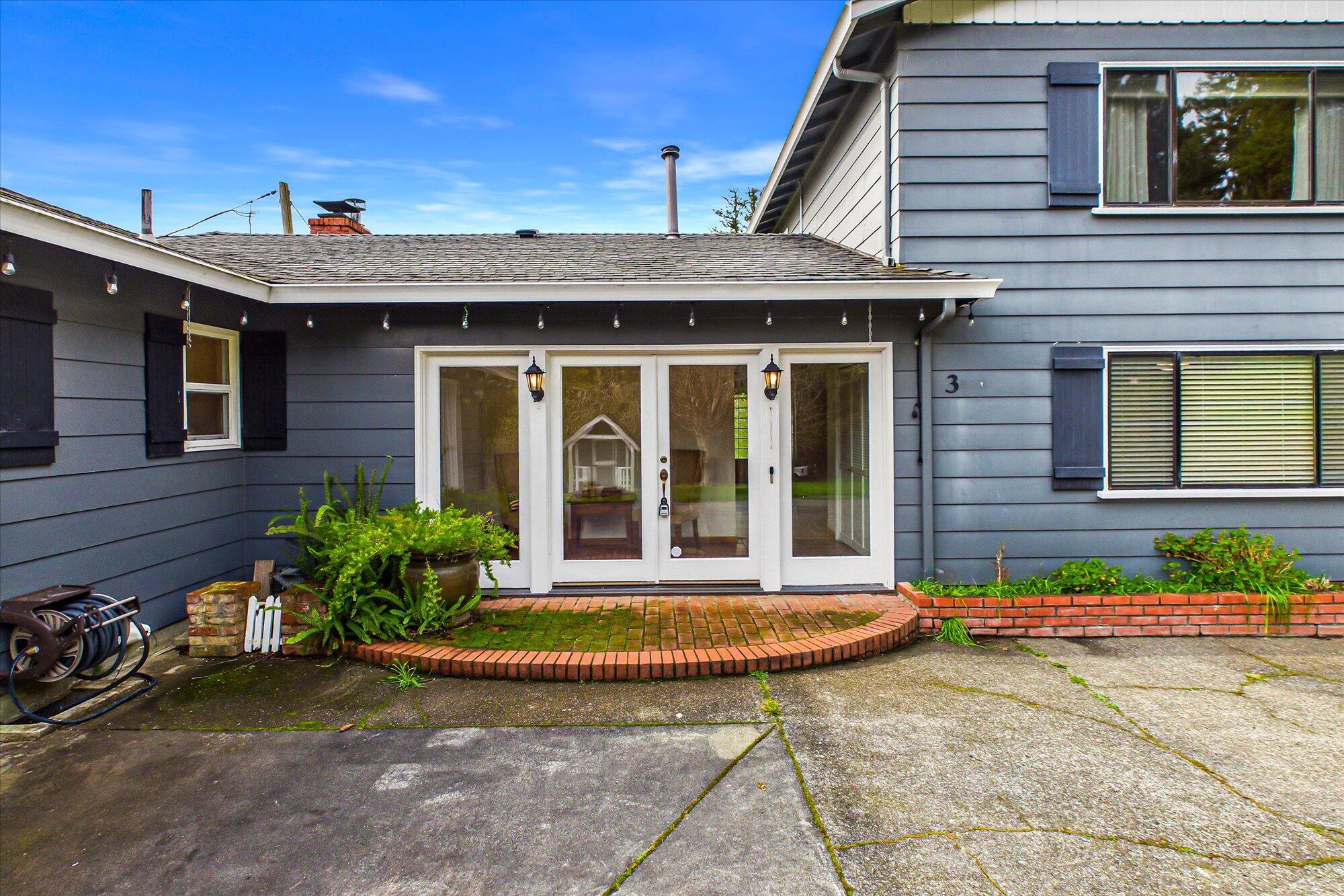 3 Alder Lane