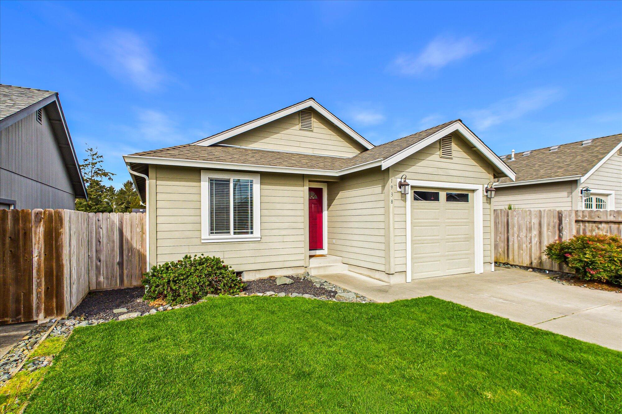 1938 Sagewood Way, McKinleyville