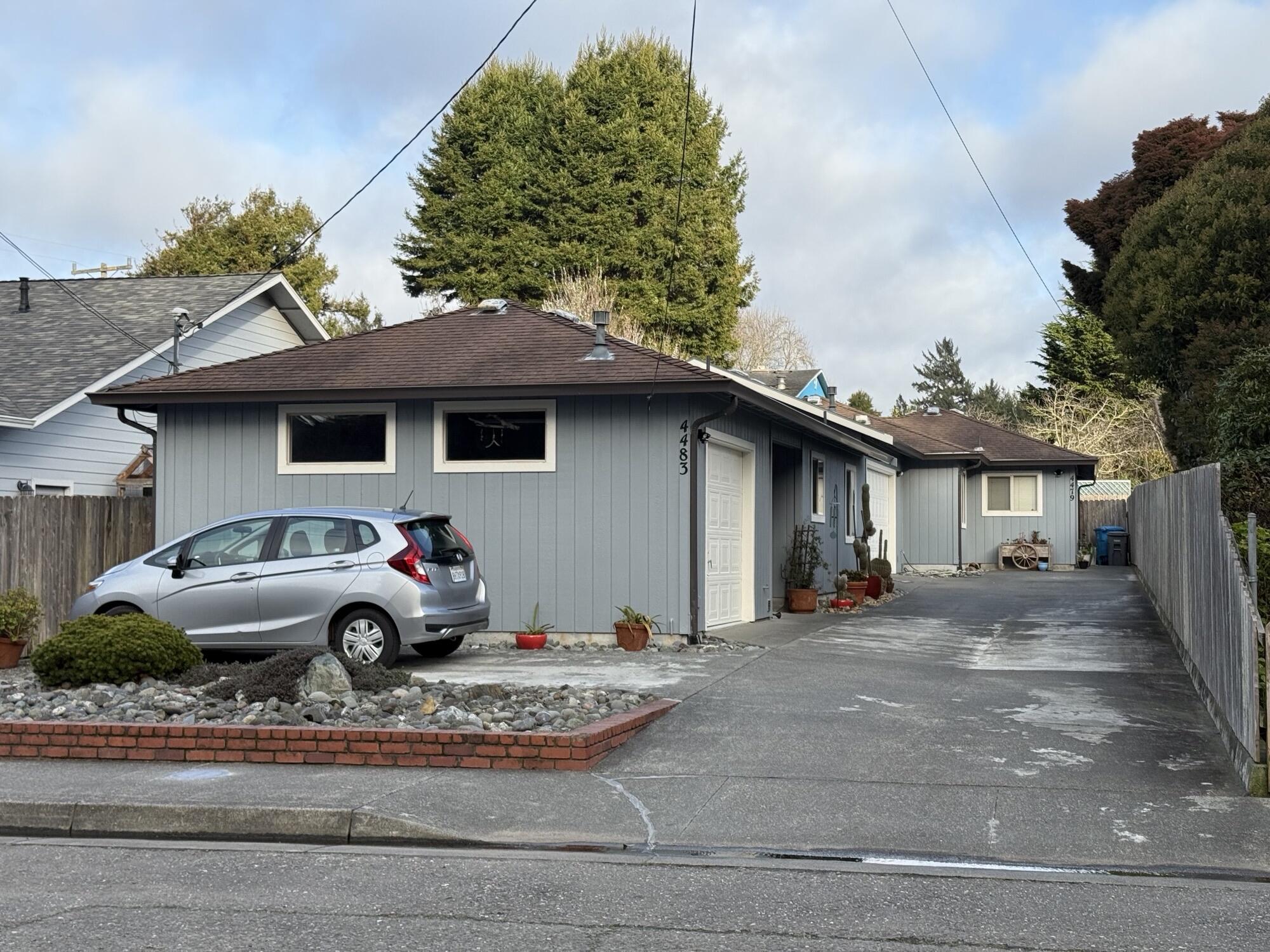 4479, 4483 Excelsior Road