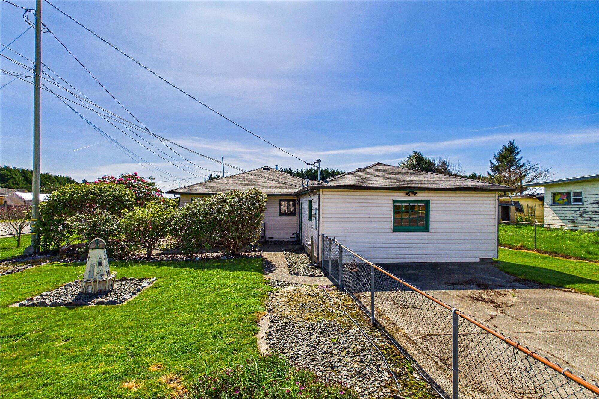 3659 Spear Avenue