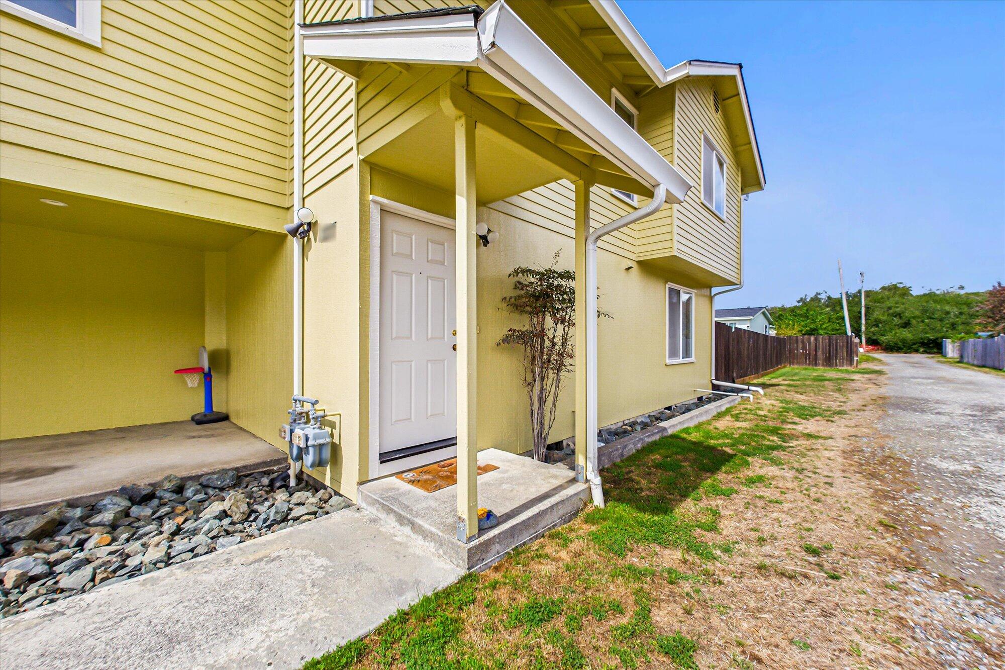 335 C Street