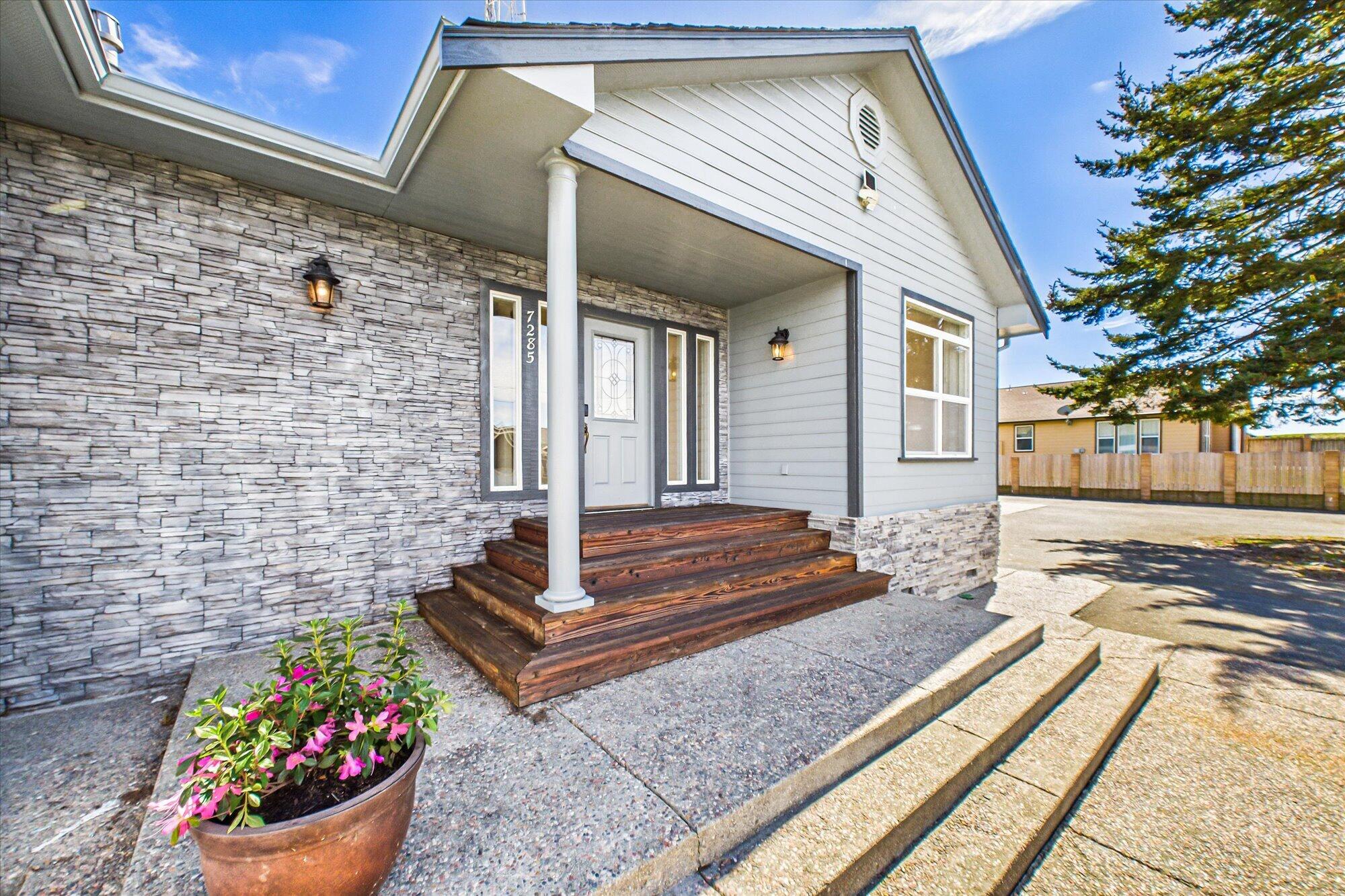 7285 Dauber Lane
