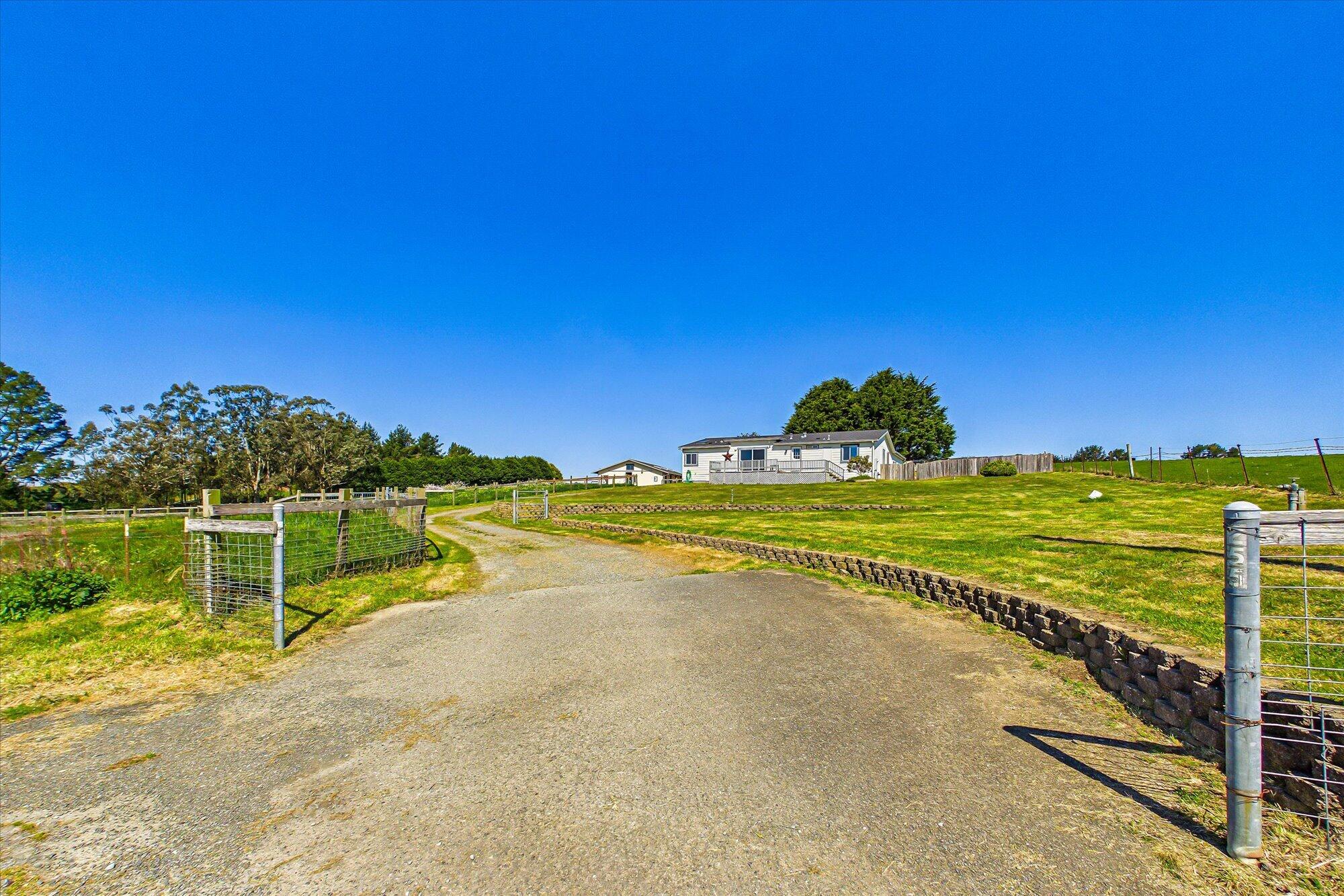 255 Hillcrest Road